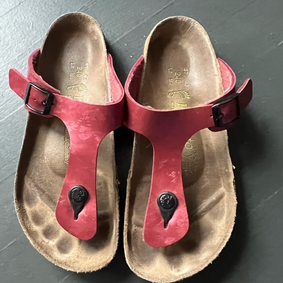 Birkenstock Papillio Red Gizeh Sandals, size 37 - Picture 2 of 5